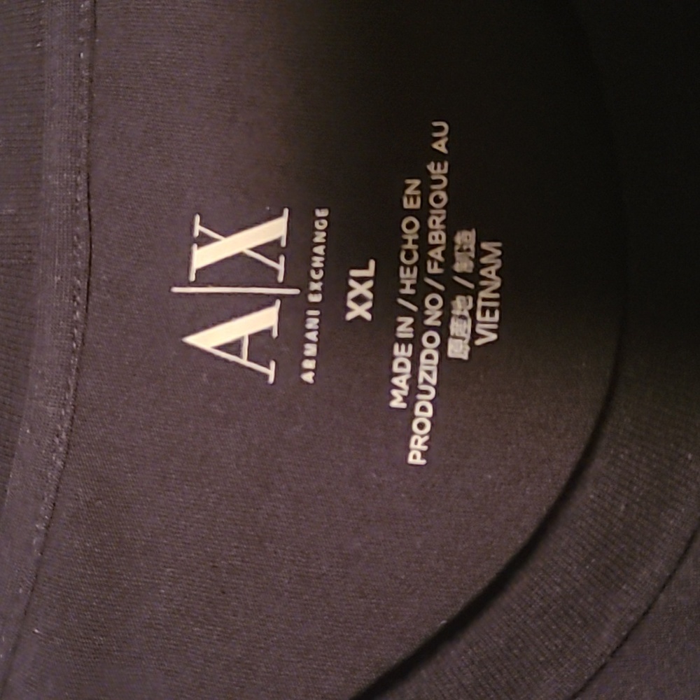 T SHIRT - Picture 4 of 4